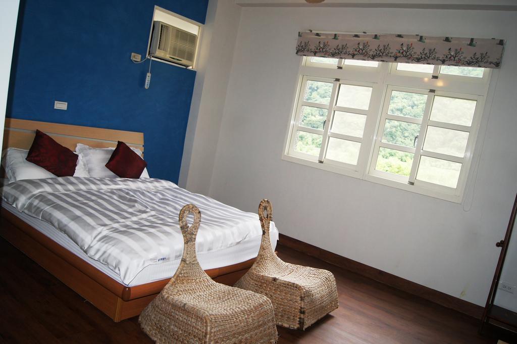 Left Bank Bnb Jiaoxi Exterior photo